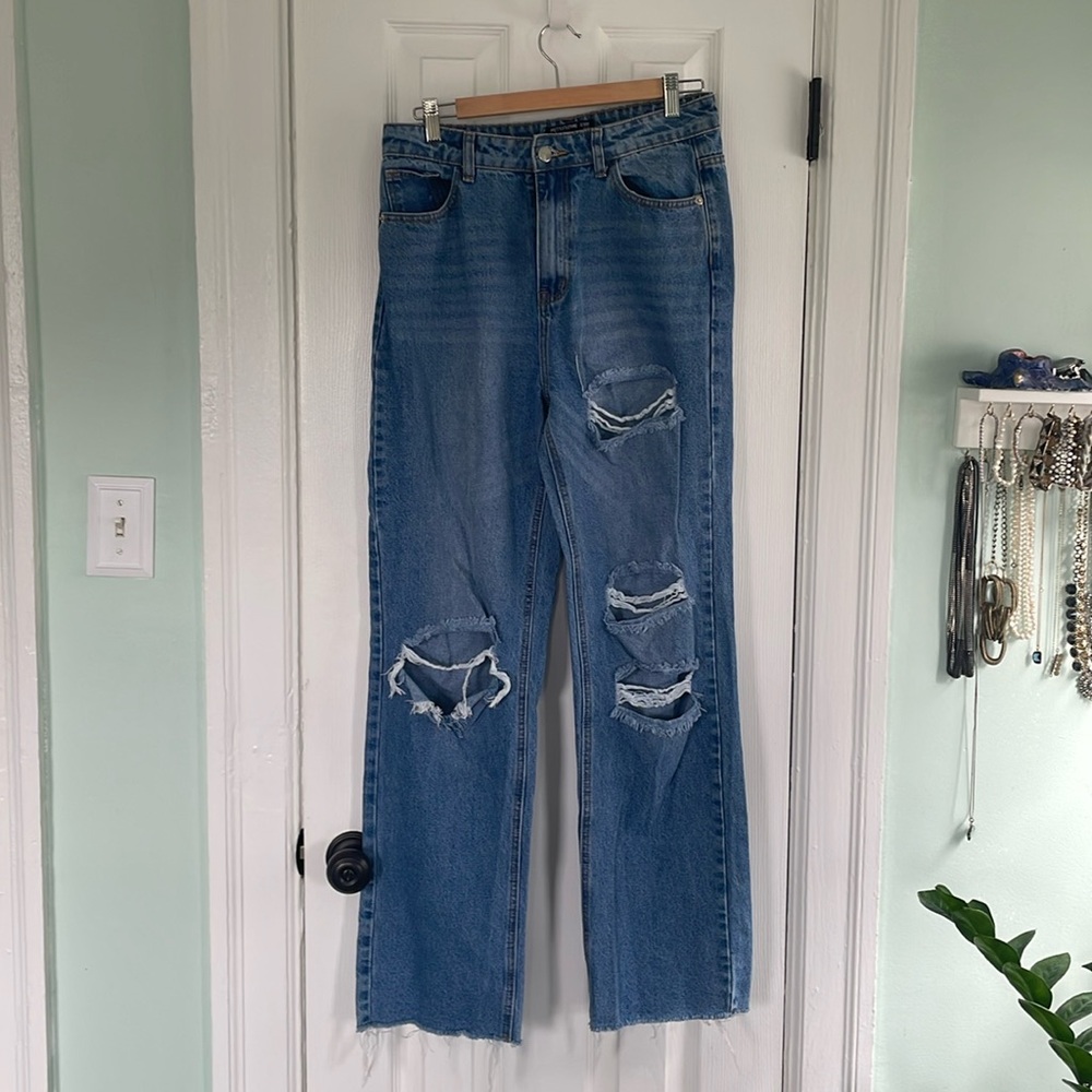 Pretty little thing straight leg distressed jeans